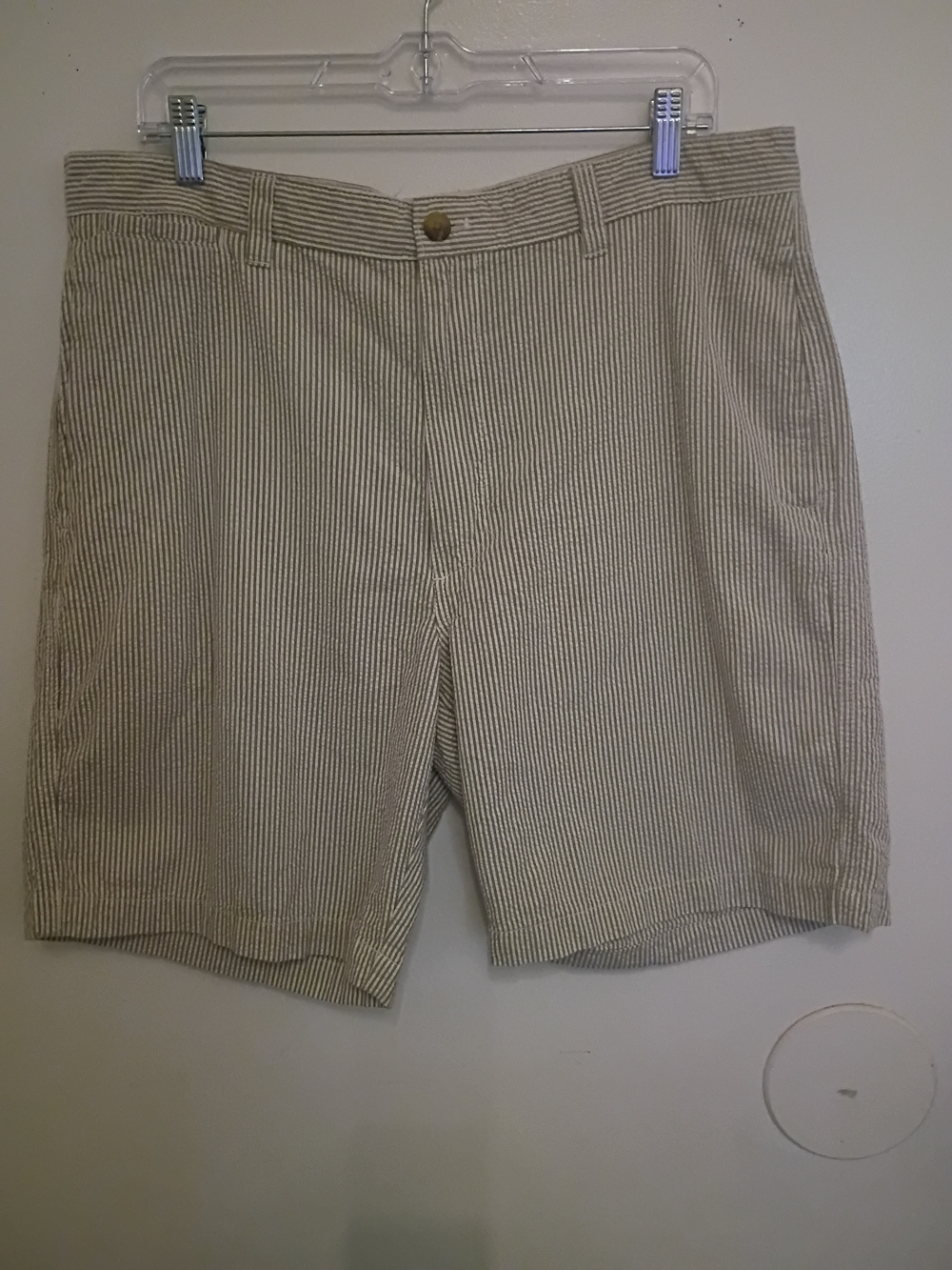Chaps Men's Cream and Tan Stripped Seersucker Shorts‎ Sz 36